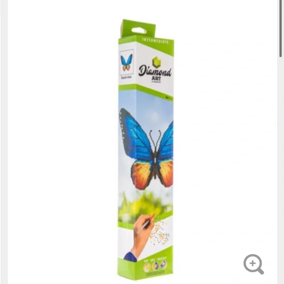 Decorative Hand Towels - White with Yellow Beehive Design - Picture 9 of 15